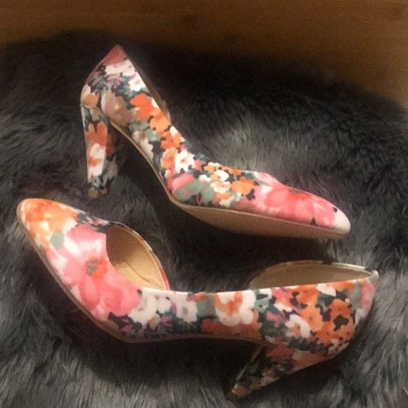 Floral D’Orsay Pump - Picture 3 of 5